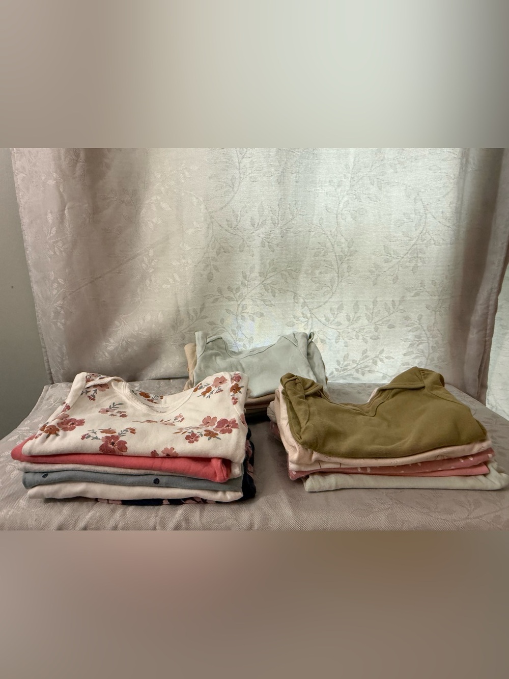 Babygirl 24 month lot of onesies. All 100% cotton Carters, Gerber & Cloud Island